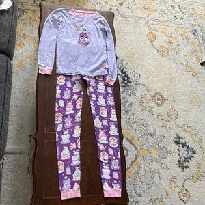 Only available in Lindsay Ontario for pick up.